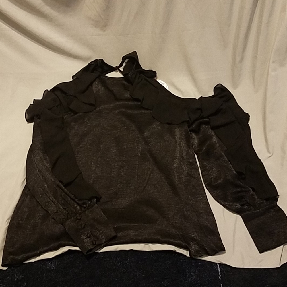 Umgee Black Cold Shoulder Top